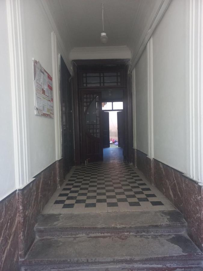 Чорно -Білий Люкс В Центрі Apartment Lviv Exterior photo