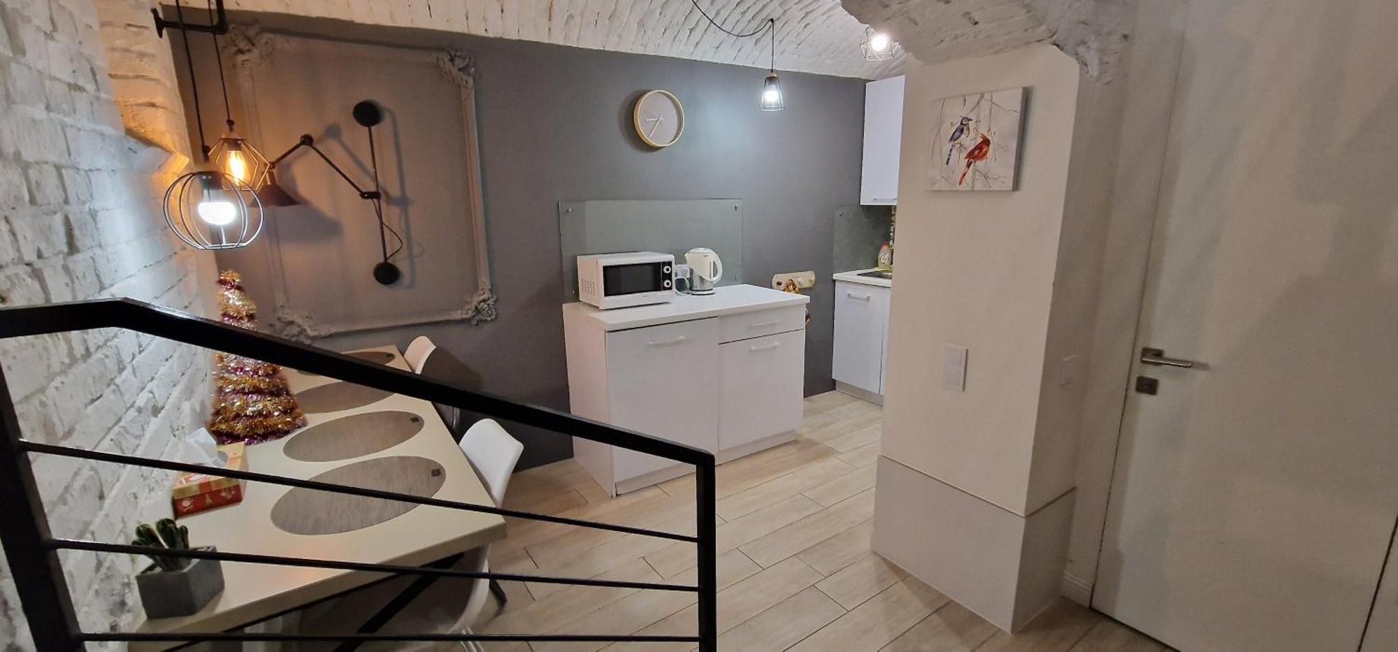 Чорно -Білий Люкс В Центрі Apartment Lviv Exterior photo
